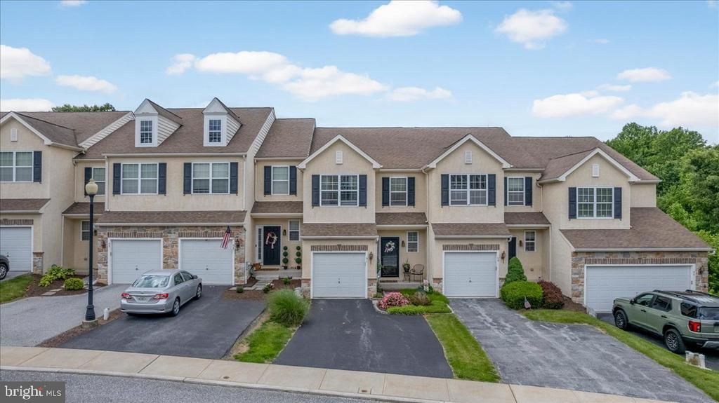 51 LUKENS MILL DRIVE , COATESVILLE, PA 19320