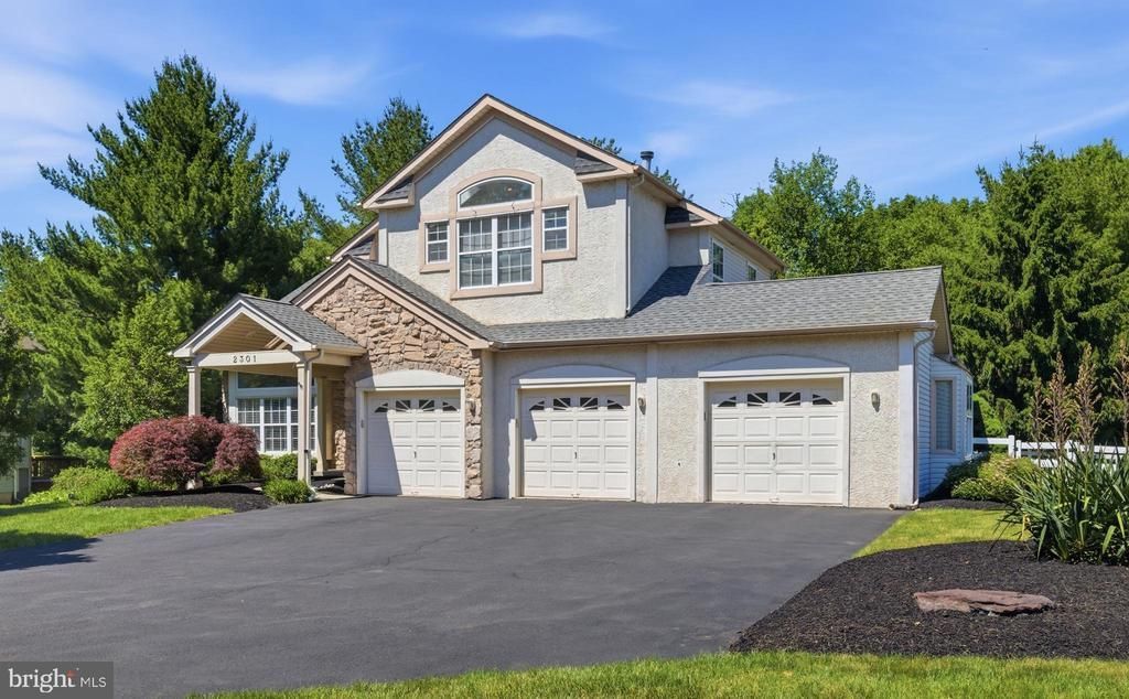 2301 DEER PATH DRIVE , WARRINGTON, PA 18976