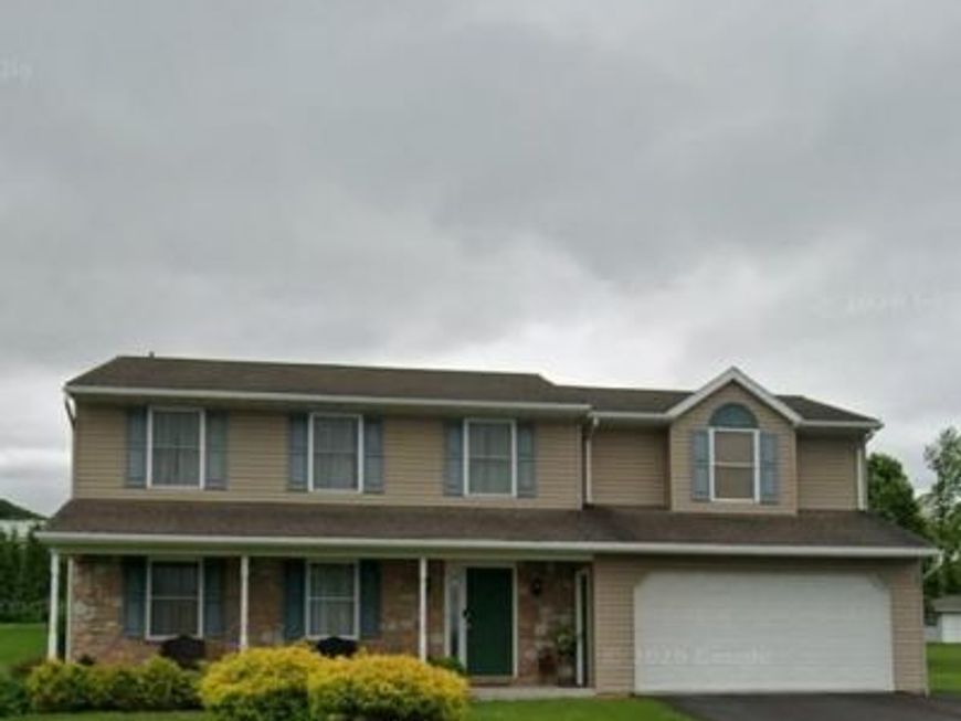 135 Sweetwater Lane, Newmanstown, PA 17073 Main Photo