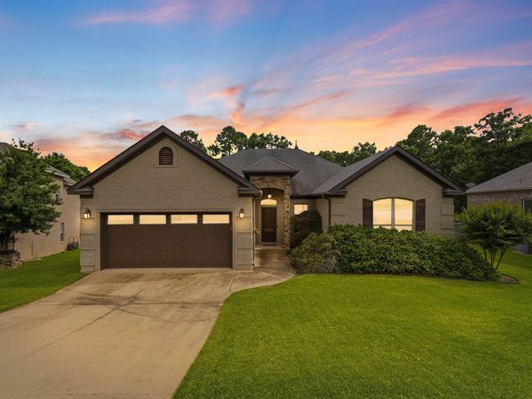 12 Cedar Cove, Maumelle, AR 72113