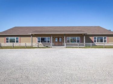 3536 NW Gower Road, Gower, MO 64454