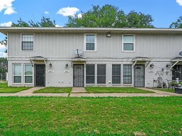 4921 Miller Avenue , Fort Worth, TX 76119