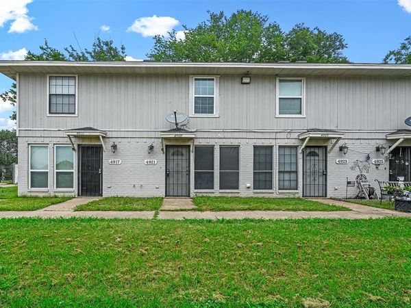 4921 Miller Avenue , Fort Worth, TX 76119