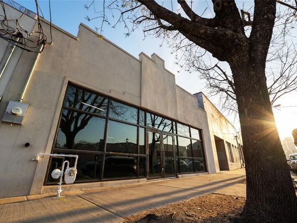 3012 Commerce Street , Dallas, TX 75226