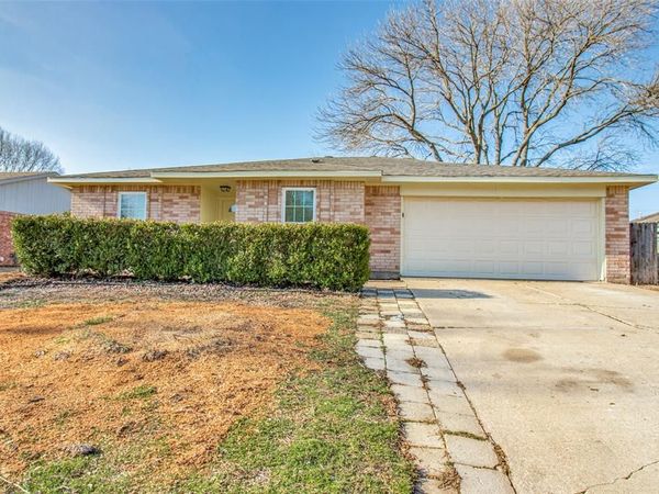 1825 Bette Drive , Mesquite, TX 75149