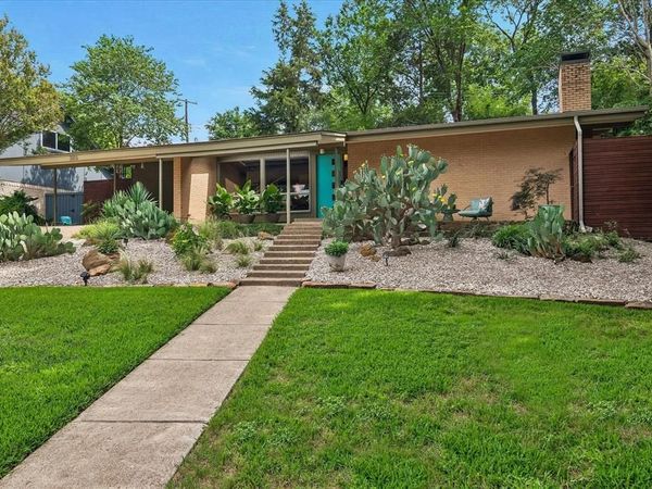 2816 Ilahe Drive, Dallas, TX 75233