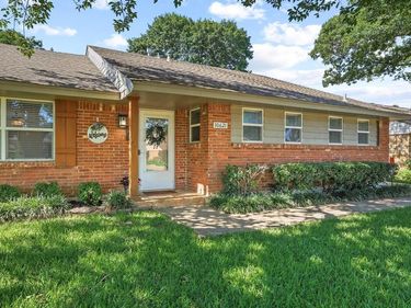 10621 Mapleridge Drive, Dallas, TX 75238