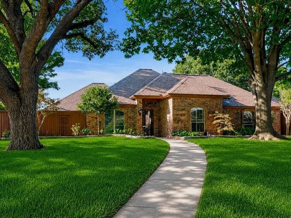 2101 Evergreen Drive , Plano, TX 75075