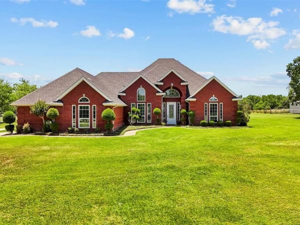 904 Conveyor Drive, Joshua, TX 76058