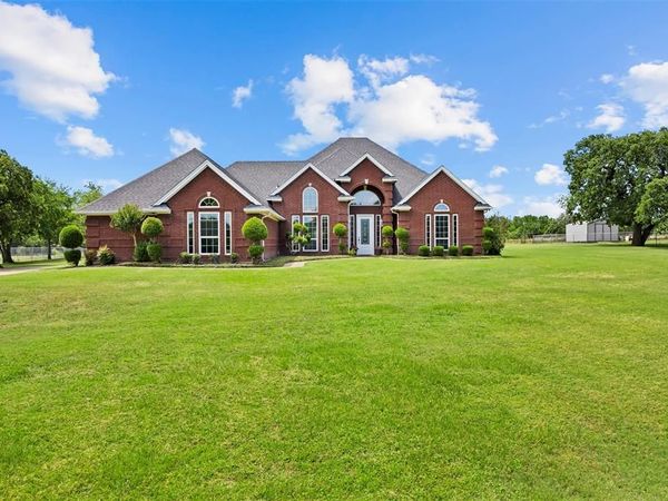 904 Conveyor Drive, Joshua, TX 76058