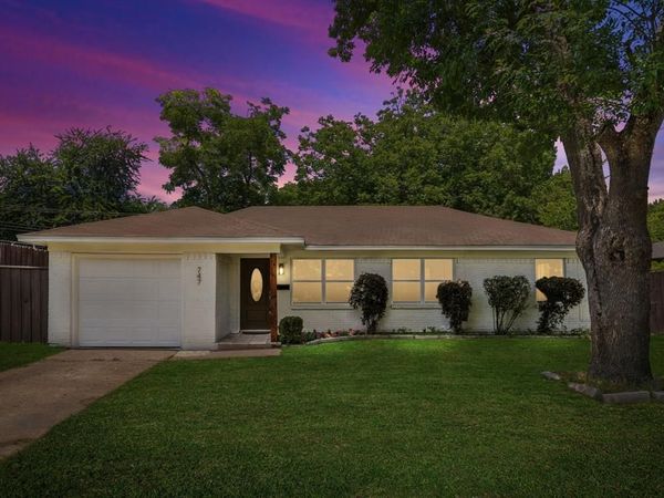 747 High School Drive , Seagoville, TX 75159