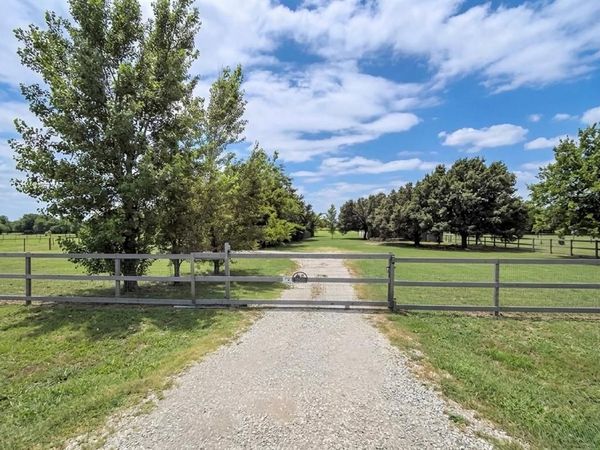 17344 Gaffield Road , Justin, TX 76247
