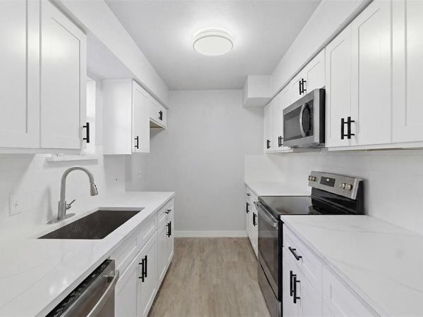 10574 High Hollows Drive, Unit 165, Dallas, TX 75230