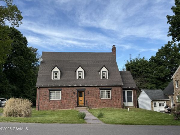 180 CHESTNUT Street , Bloomsburg, PA 17815