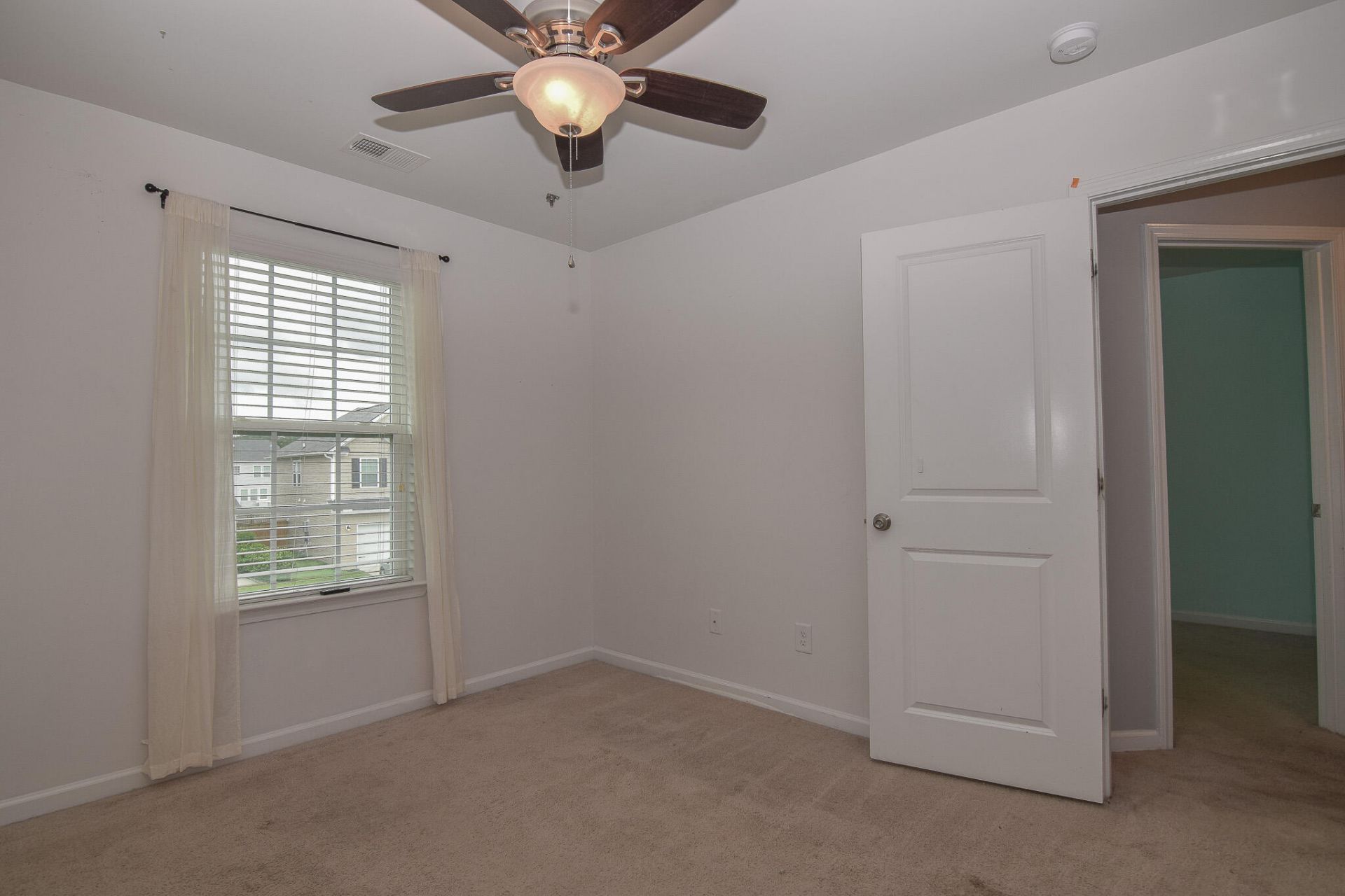 788 Redbud Lane Photo 12