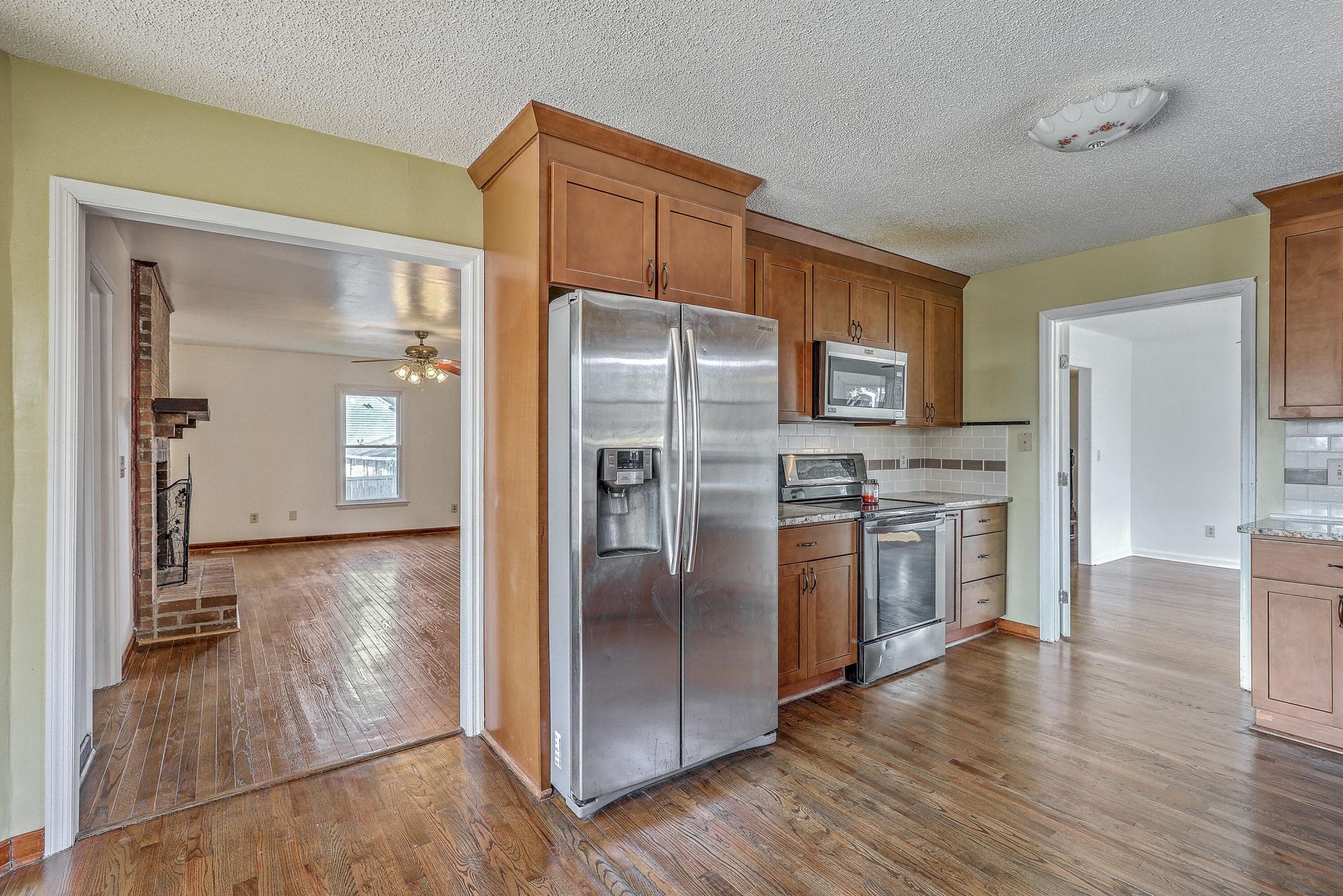 2537 Etiwan Avenue Photo 13