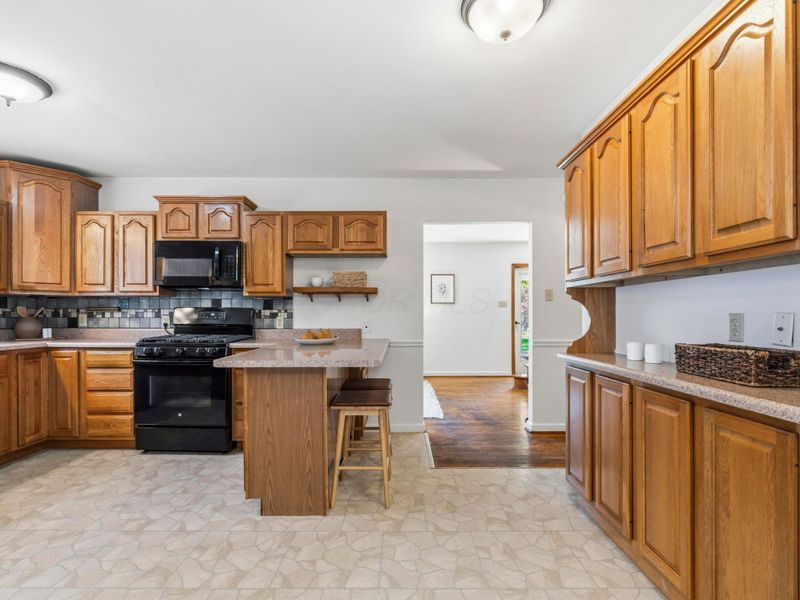 260 Dixon Court, Columbus, OH 43214 Photo 21