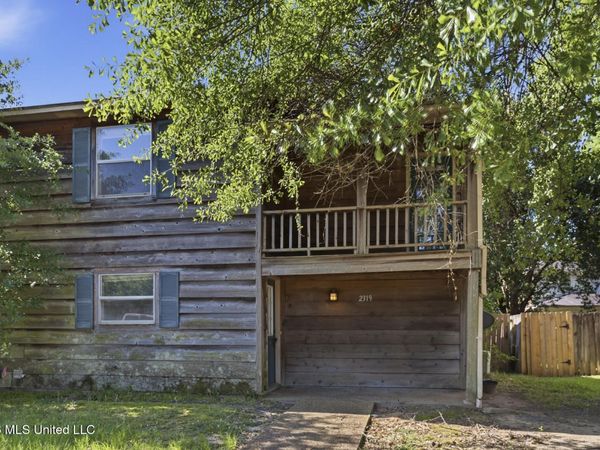 2319 River Oaks Boulevard, Jackson, MS 39211