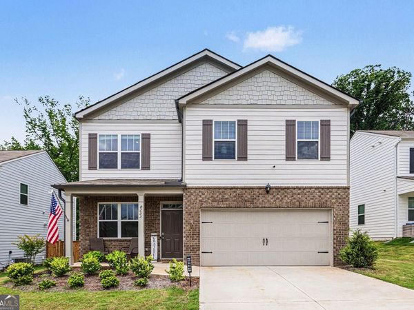 8233 Bluewater Drive, Fairburn, GA 30213