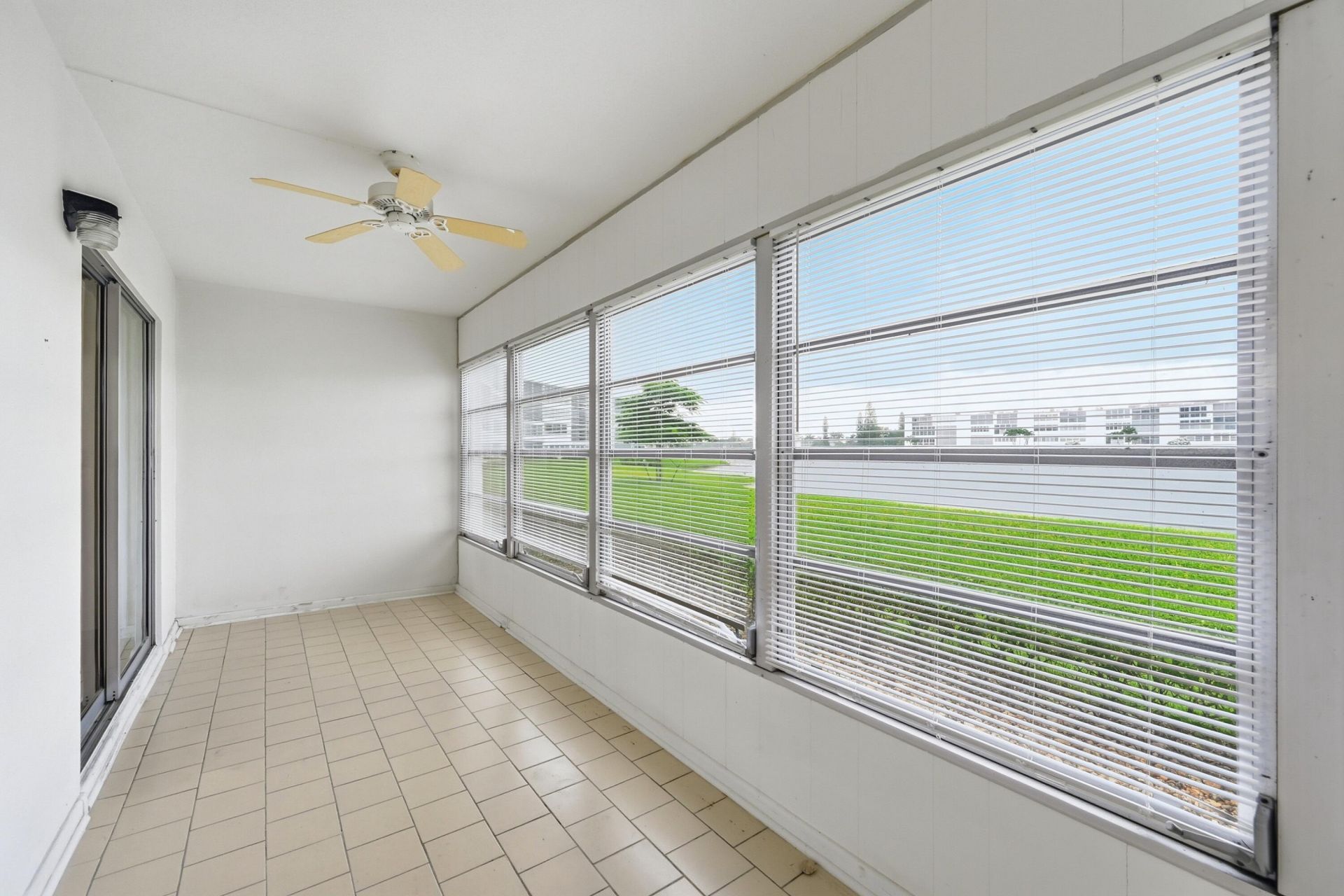 1043 Cornwall C, Boca Raton, FL 33434 Photo