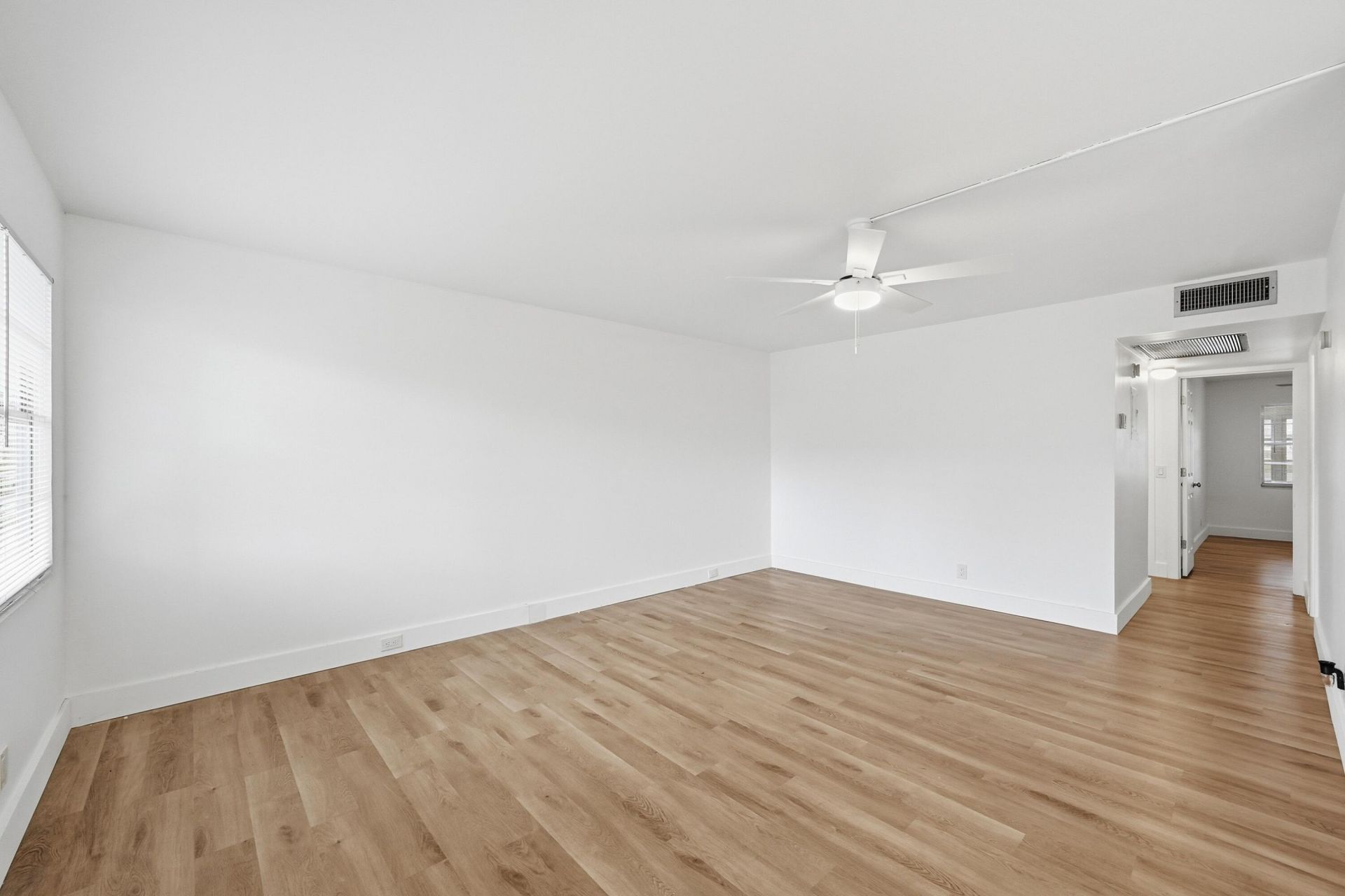 1043 Cornwall C, Boca Raton, FL 33434 Photo