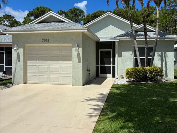 7916 SE Sugar Pines Way, Hobe Sound, FL 33455