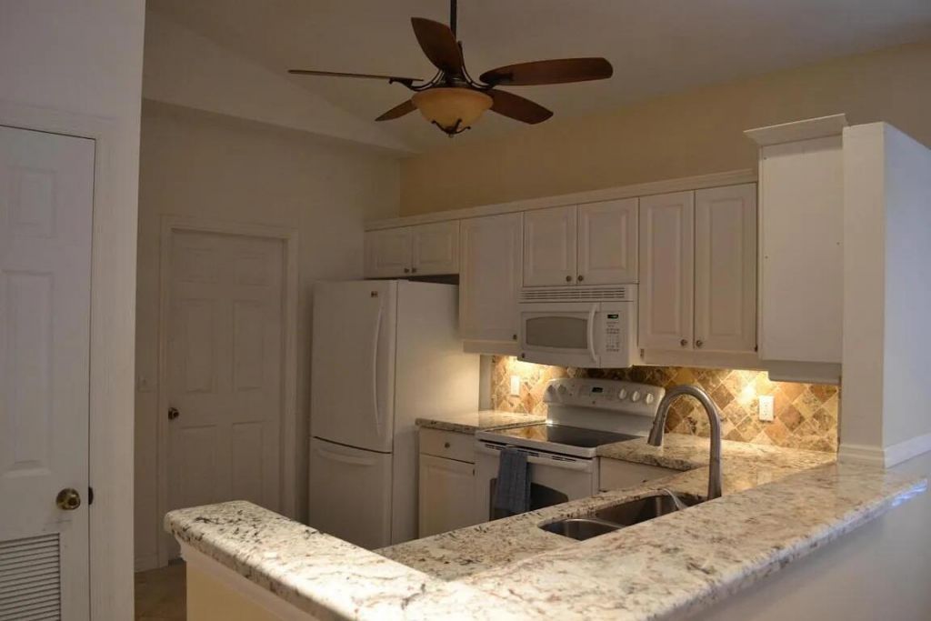7916 SE Sugar Pines Way, Hobe Sound, FL 33455 Photo
