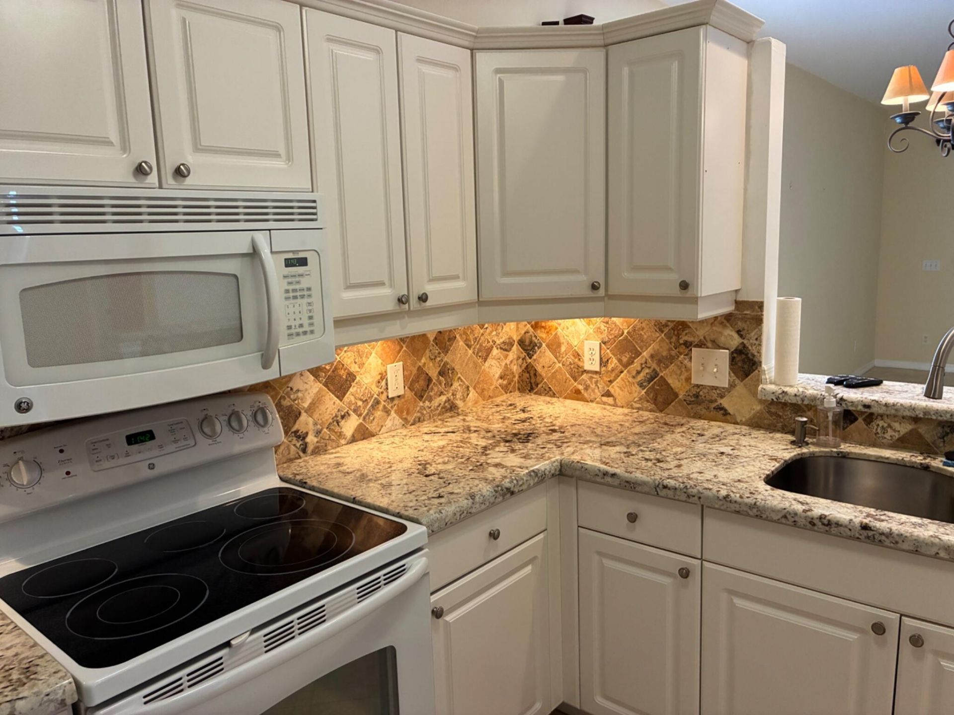 7916 SE Sugar Pines Way, Hobe Sound, FL 33455 Photo