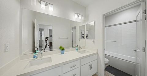 2840 Wylin Blvd, Lathrop, CA 95330 Photo