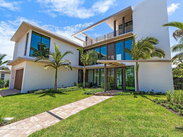 390 Jupiter Lane, Juno Beach, FL 33408