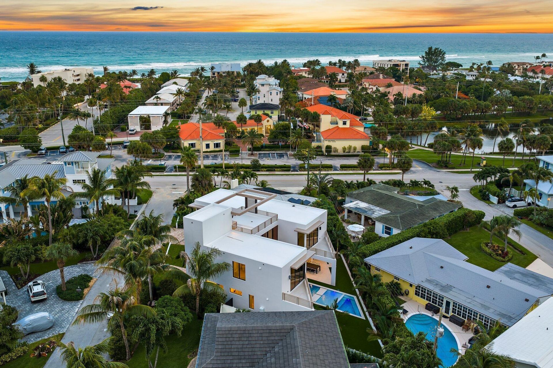 390 Jupiter Lane, Juno Beach, FL 33408 Photo