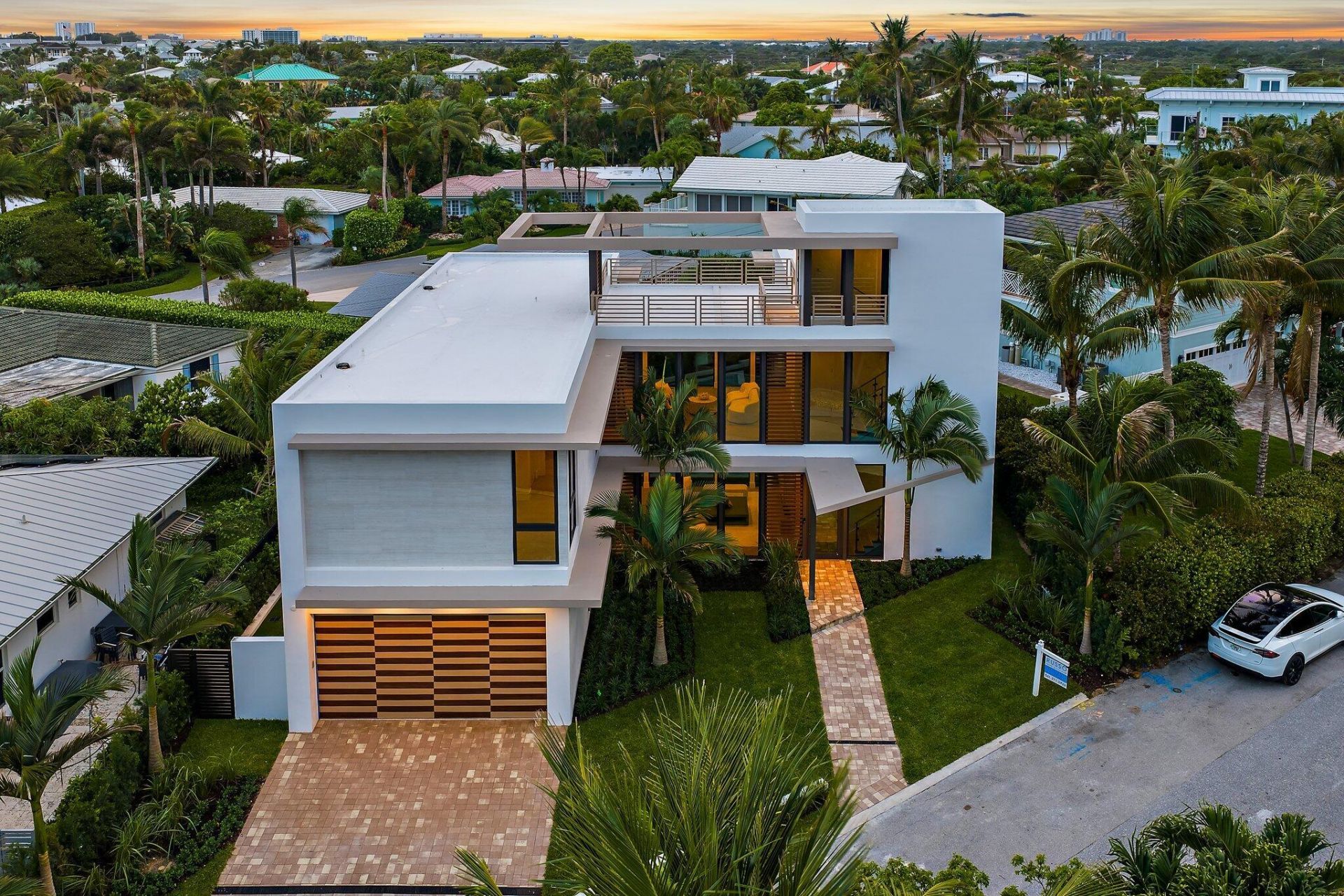 390 Jupiter Lane, Juno Beach, FL 33408 Photo