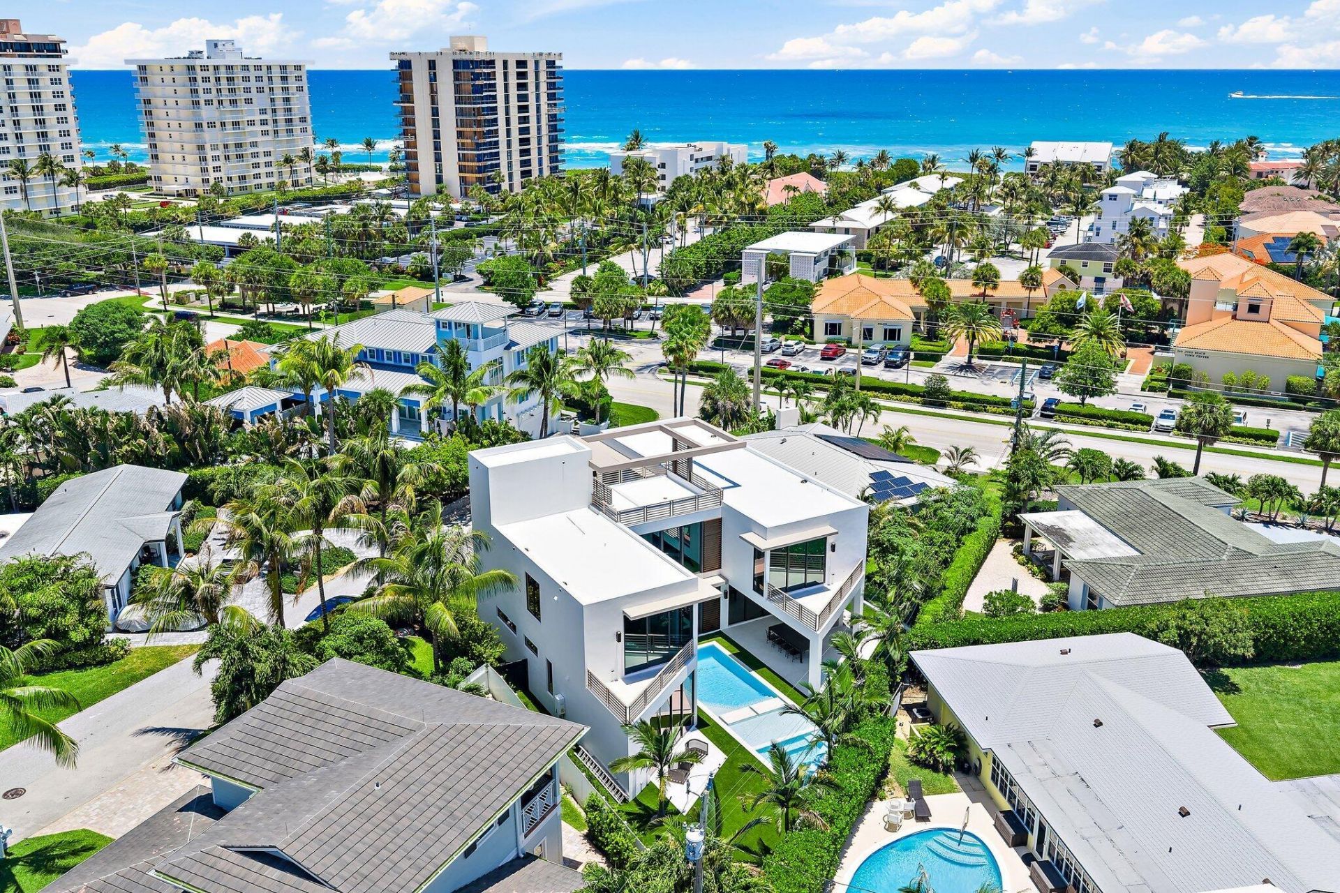 390 Jupiter Lane, Juno Beach, FL 33408 Photo