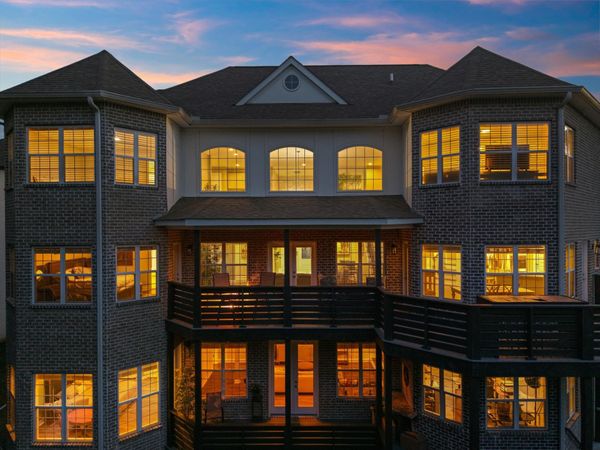 123 Chesapeake Ct , Lebanon, TN 37087