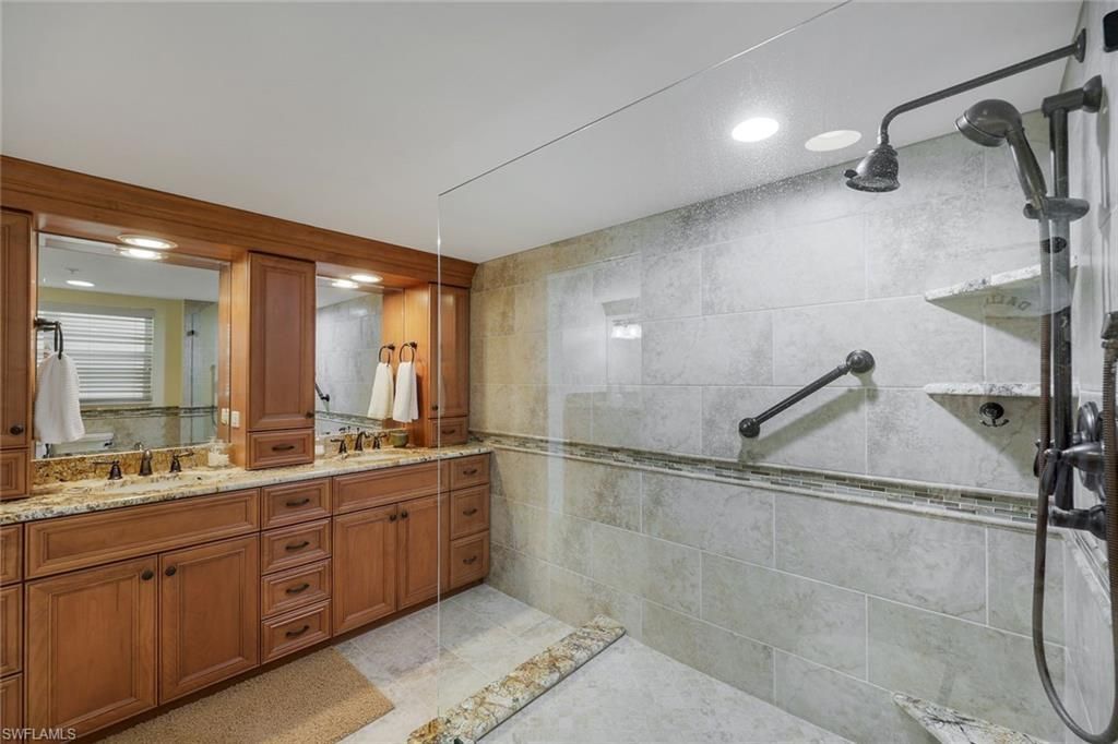 990 Cape Marco Dr , Unit 208, Marco Island, FL 34145 Photo