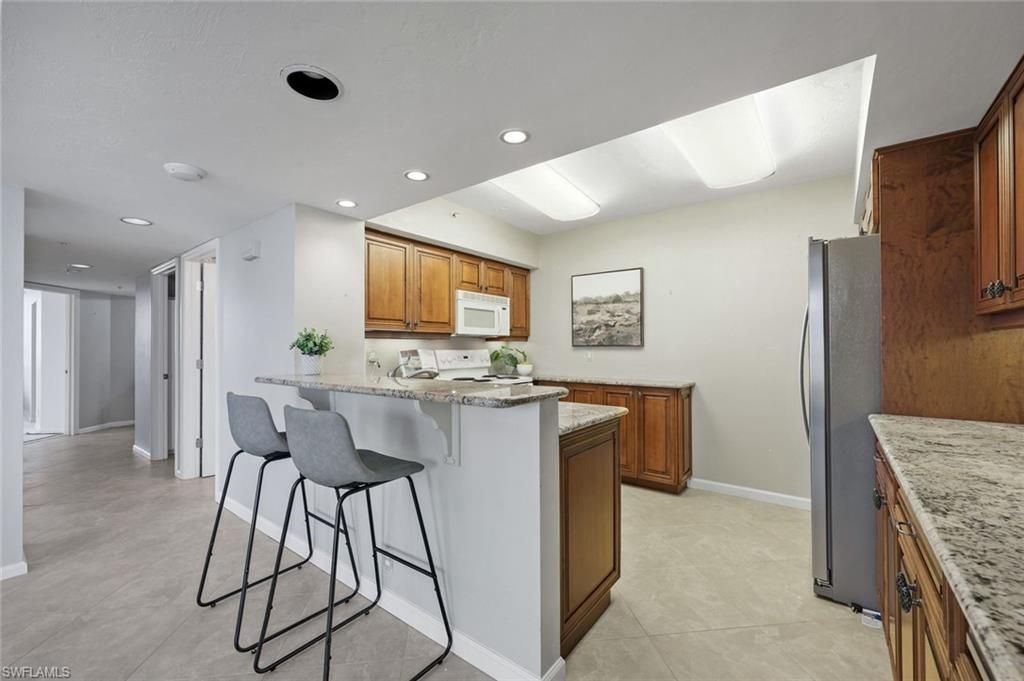 990 Cape Marco Dr , Unit 208, Marco Island, FL 34145 Photo