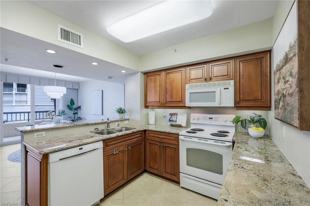 990 Cape Marco Dr , Unit 208, Marco Island, FL 34145 Photo