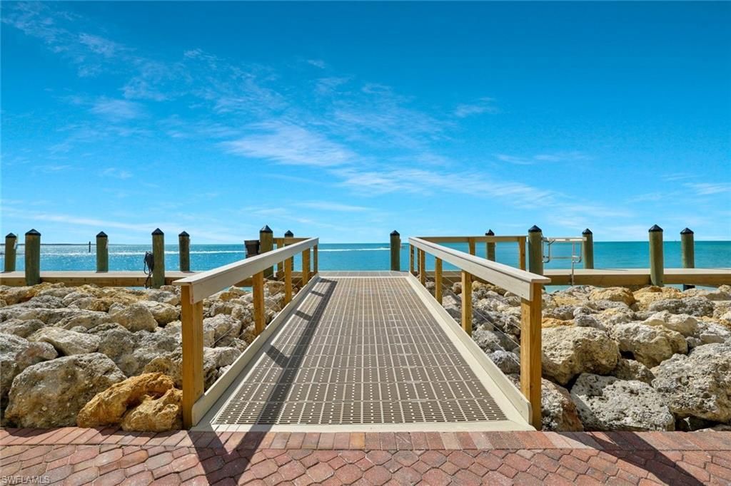 990 Cape Marco Dr , Unit 208, Marco Island, FL 34145 Photo