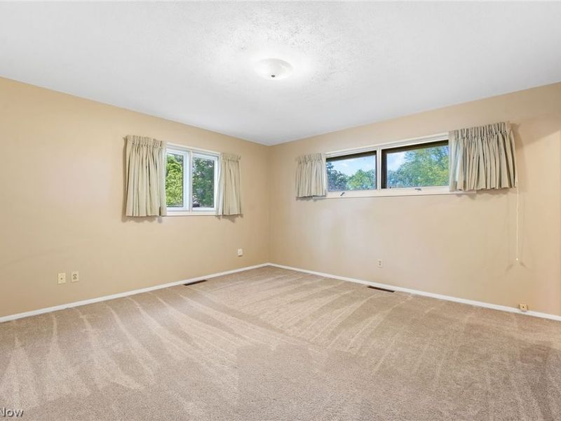 82 Barberry Drive , Berea, OH 44017 Photo 29