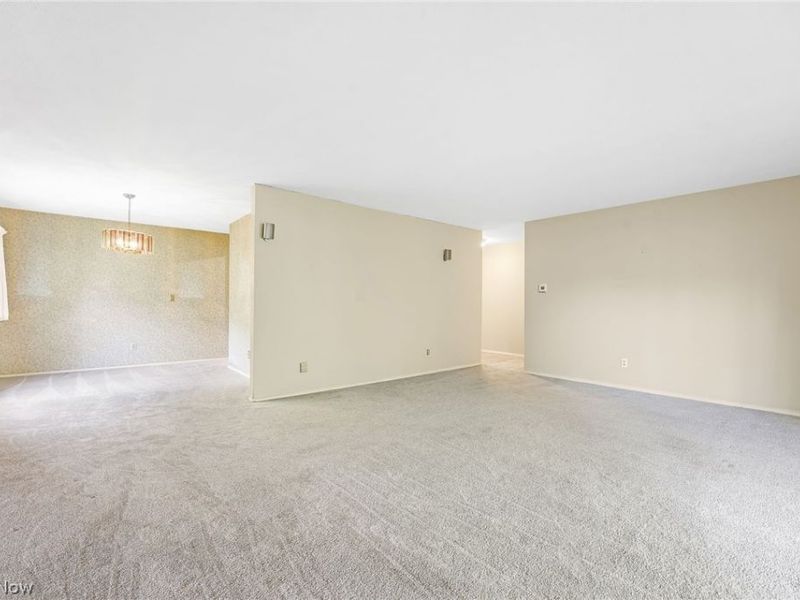 82 Barberry Drive , Berea, OH 44017 Photo 6