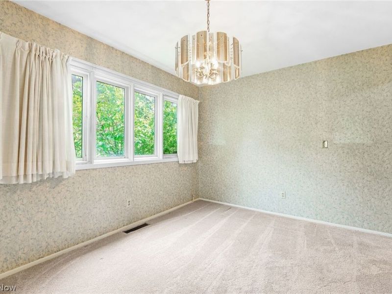 82 Barberry Drive , Berea, OH 44017 Photo 9