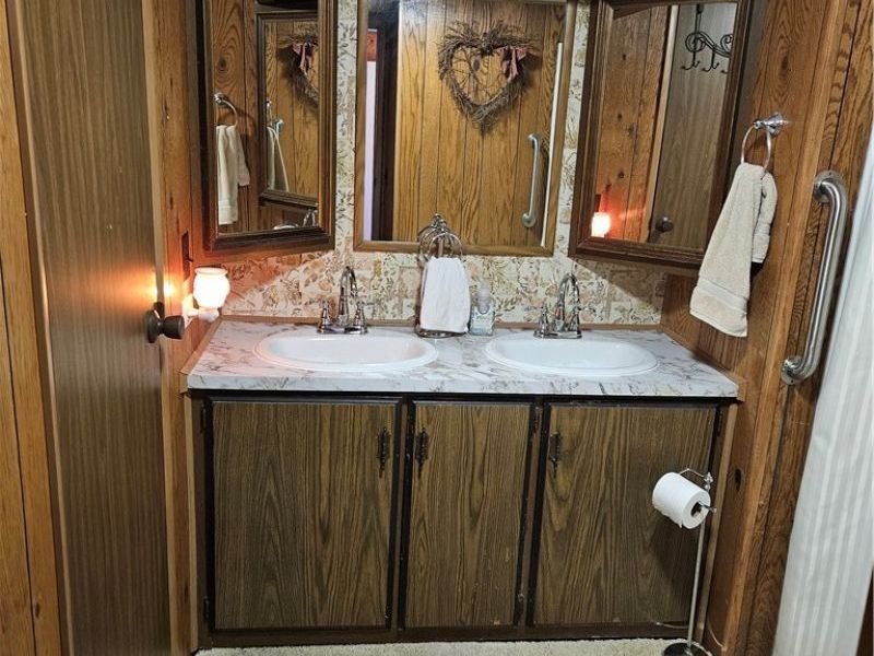 1243 Los Angeles Boulevard NW, North Canton, OH 44720 Photo 12