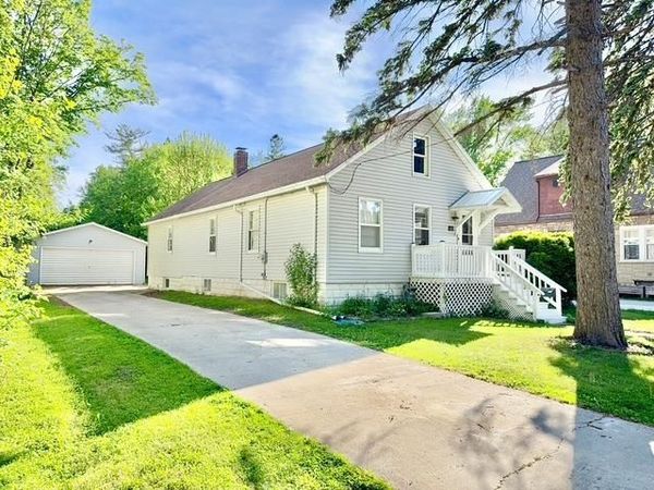 1212 CASS STREET, Green Bay, WI 54301