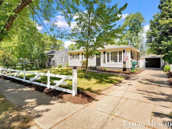 4212 Colby Avenue SW, Wyoming, MI 49509