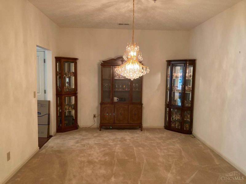 503 Salzberg Lane, Unit 23-4, Springdale, OH 45246 Photo 7