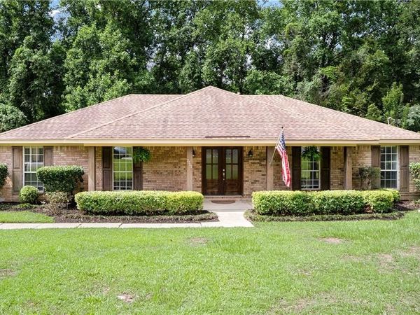 7711 Creekwood Drive, Mobile, AL 36695