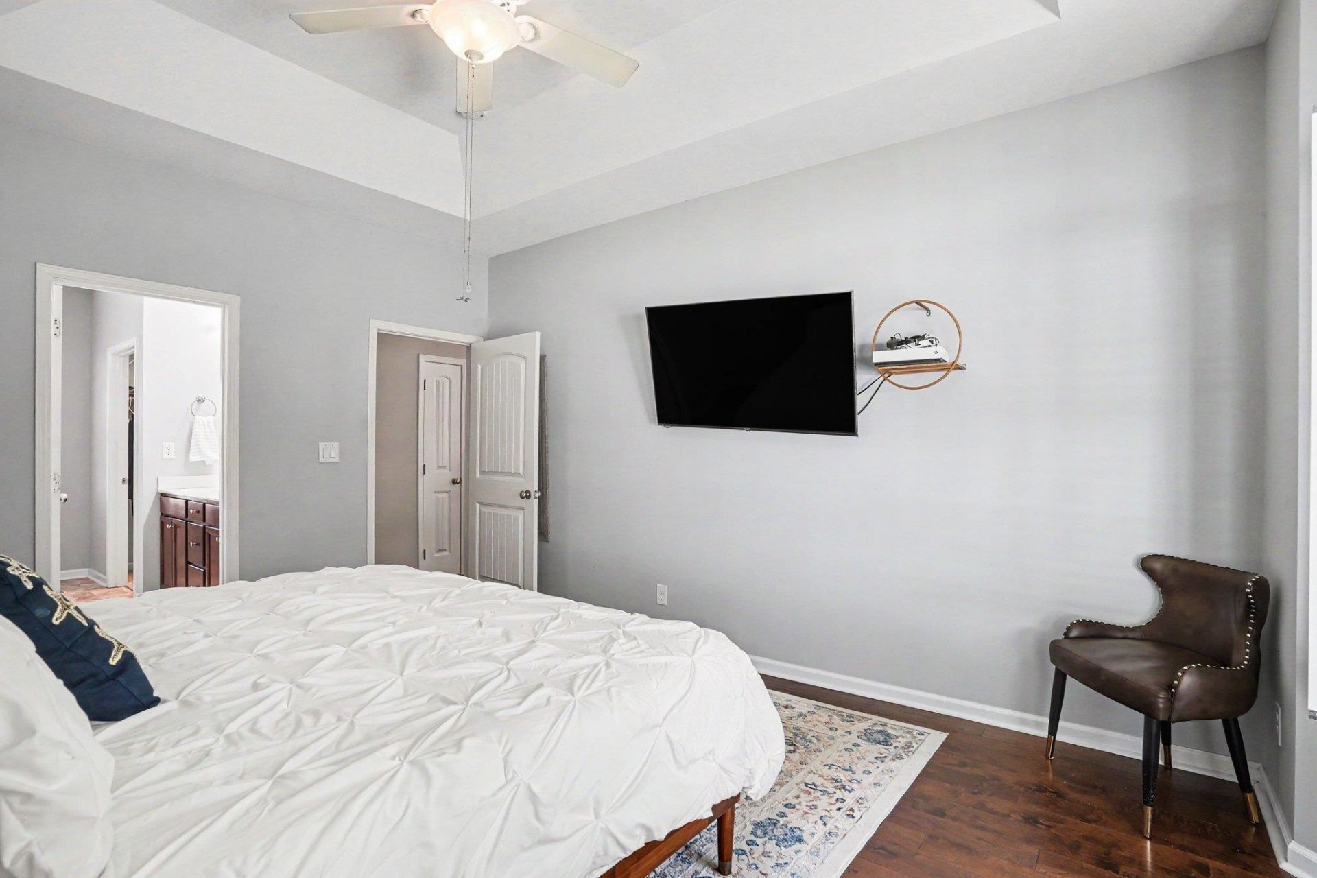 408 Windermere Lake Circle  Photo 17