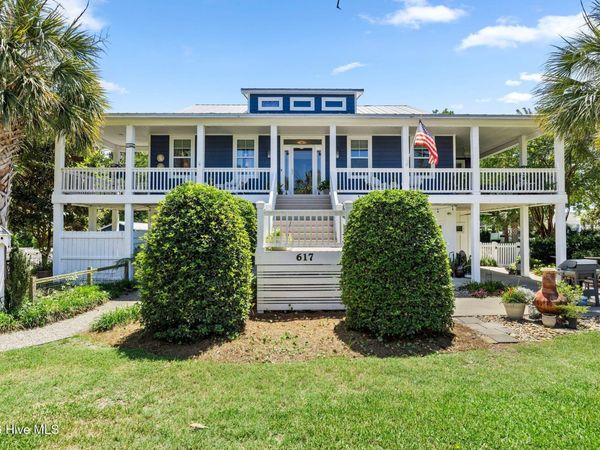 617 Cape Fear Boulevard , Carolina Beach, NC 28428
