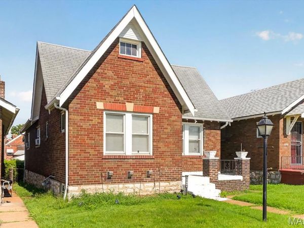 8659 Oriole Avenue, St Louis, MO 63147