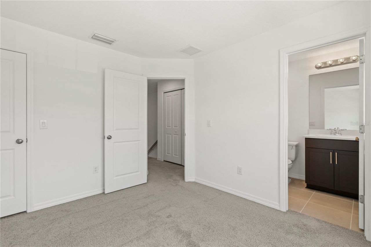 6256 Fairmont Lane, Palmetto, FL 34221 Photo